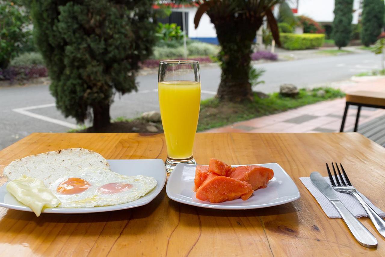 Ayenda 1224 Pixel House (Adults Only) Hotel Medellin Luaran gambar