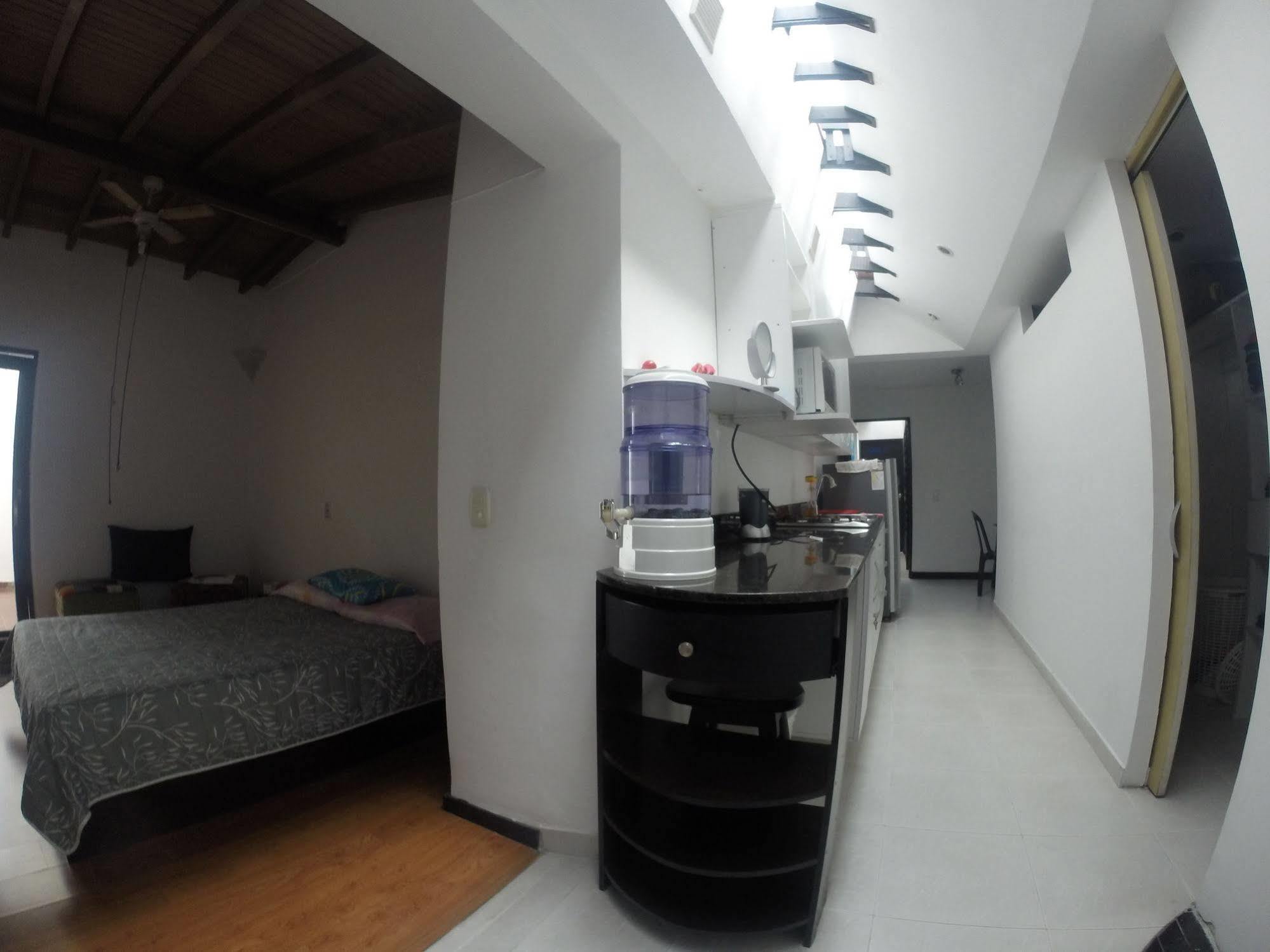 Ayenda 1224 Pixel House (Adults Only) Hotel Medellin Luaran gambar